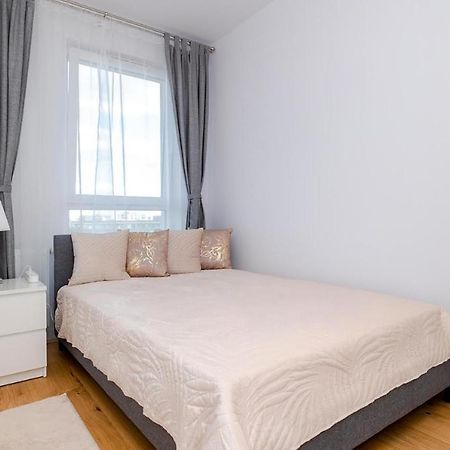 Apart D&K Free Parking Komputerowa 8 Daire Varşova Dış mekan fotoğraf